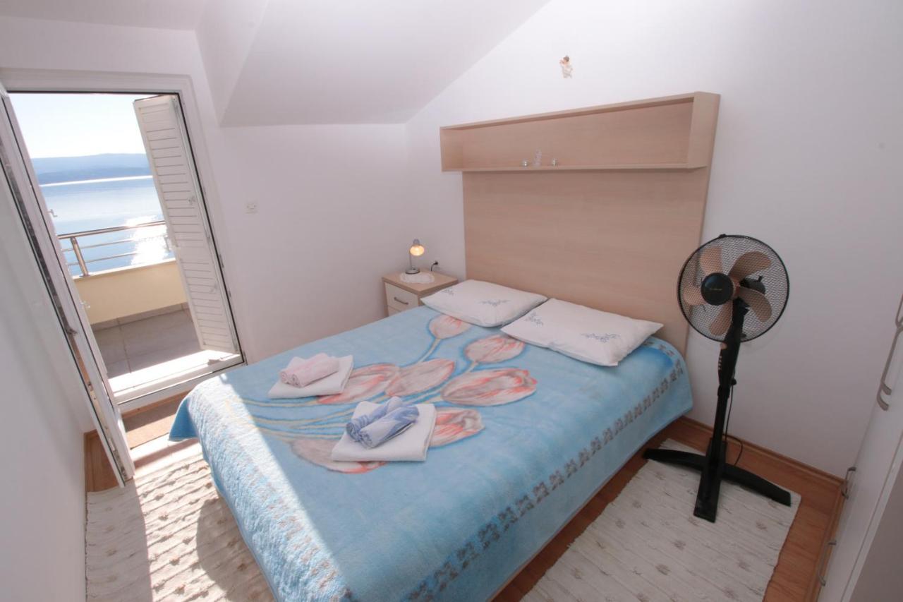 Apartmani Damir Livajic Omis Exterior photo